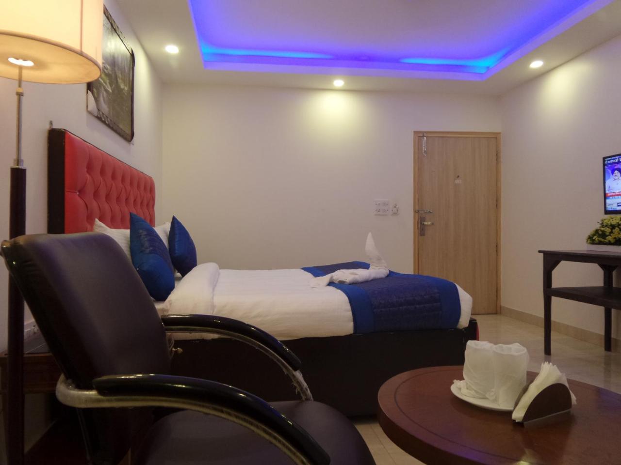 ניו דלהי Hotel Wti Airport Grand Delhi מראה חיצוני תמונה